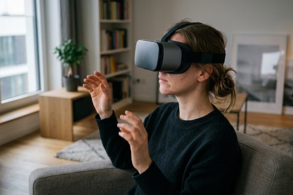 Dari Konser Virtual hingga AI: Mengapa Hiburan Digital Kini Jauh Lebih Seru?