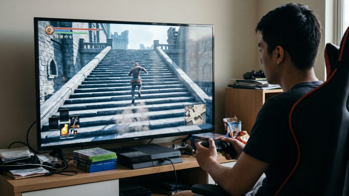 Kebiasaan Gamer Melompat Berulang Kali di Atas Tangga Alih-alih Berjalan Santai