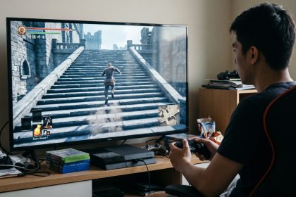 Kebiasaan Gamer Melompat Berulang Kali di Atas Tangga Alih-alih Berjalan Santai