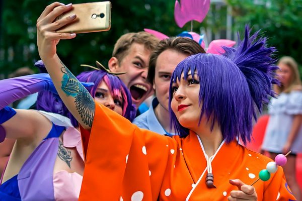 Cosplay Bukan Sekadar Kostum, Ini Cara Fandom Mengubah Hobi Jadi Karya