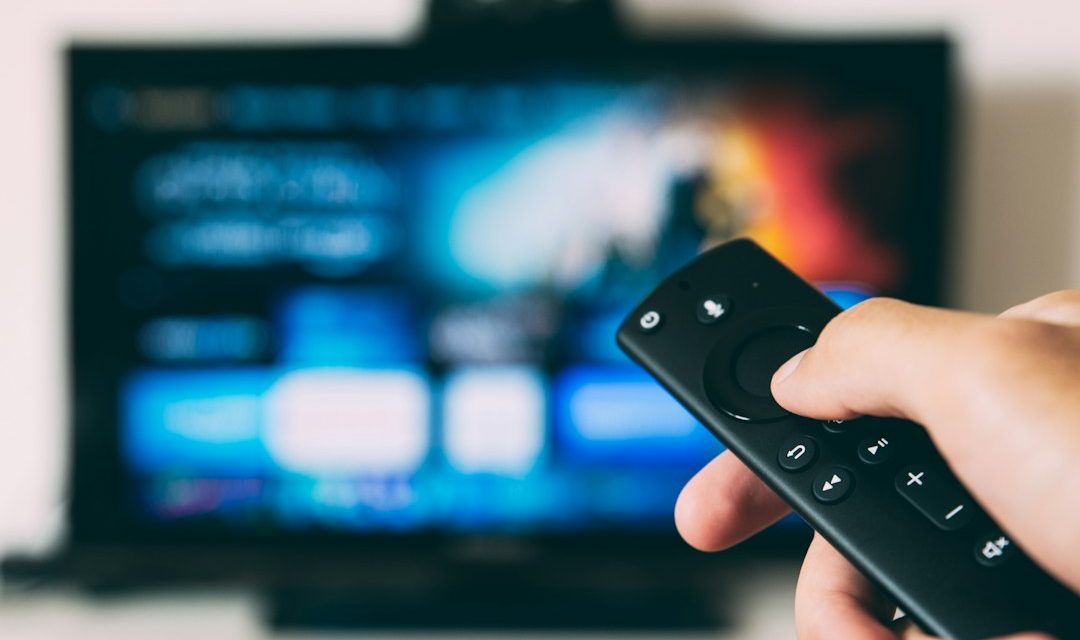 Televisi untuk hiburan interaktif